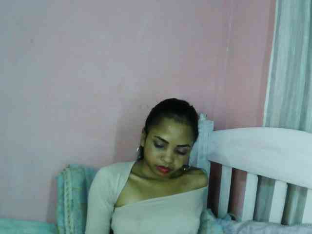 Ashlii webcam