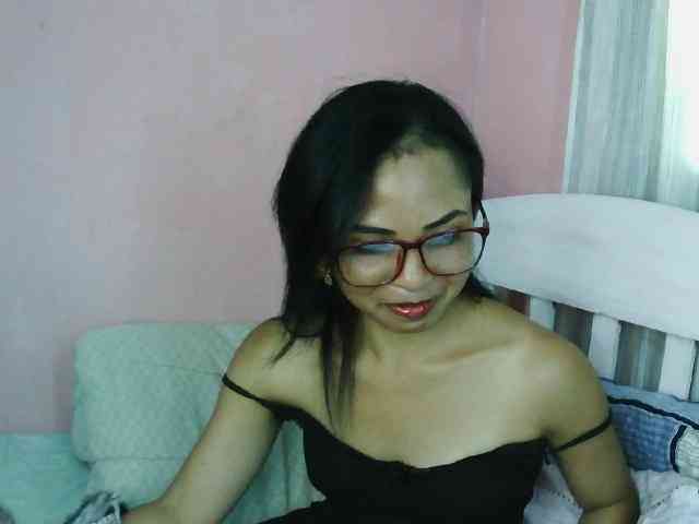 Ashlii webcam