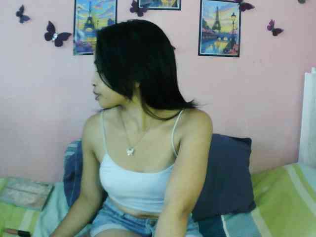 Ashlii webcam