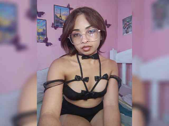 Ashlii webcam