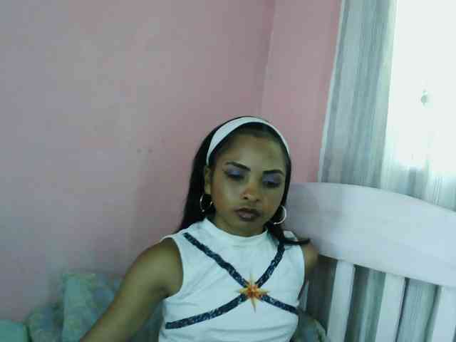 Ashlii webcam