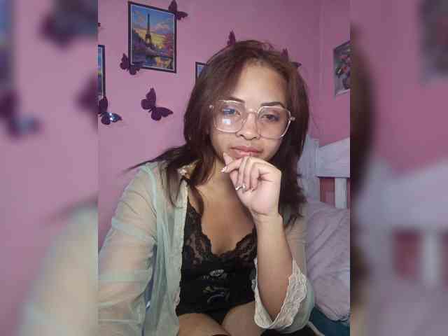 Ashlii webcam