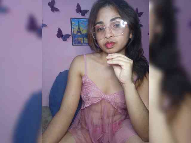 Ashlii webcam