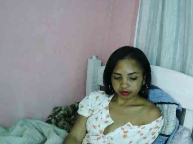 Ashlii webcam