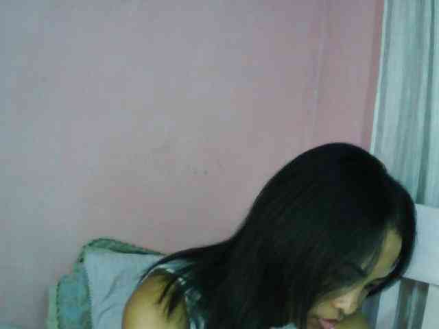 Ashlii webcam