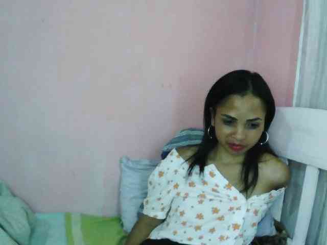 Ashlii webcam