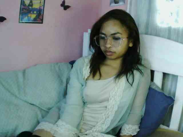 Ashlii webcam