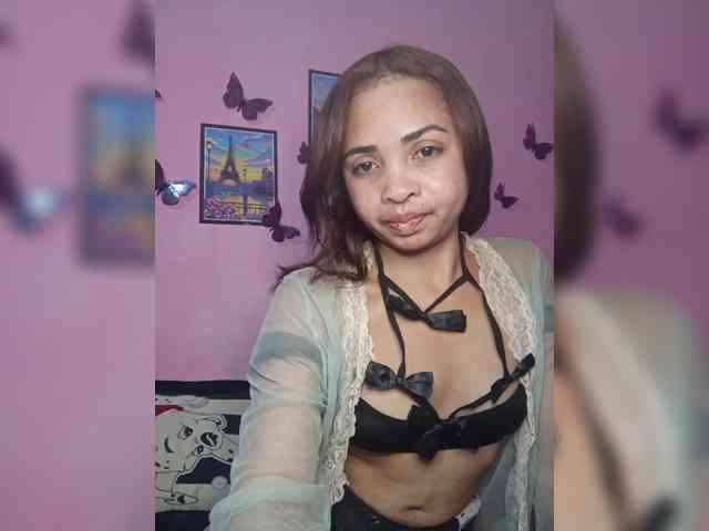 Ashlii webcam