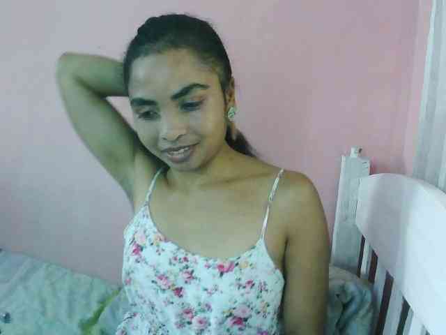 Ashlii webcam