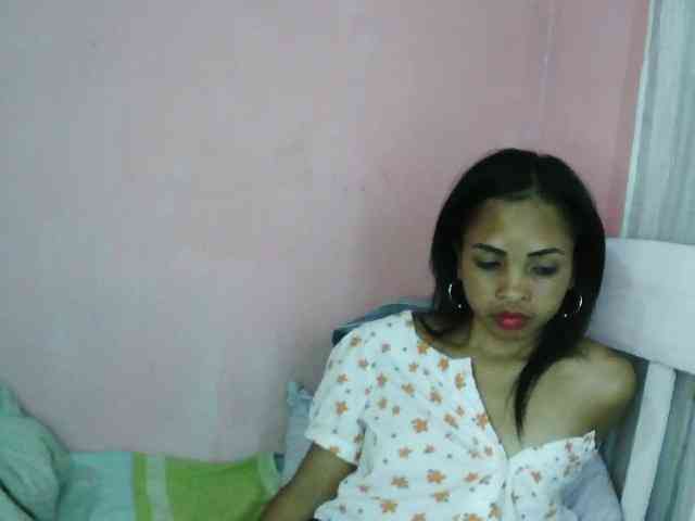 Ashlii webcam