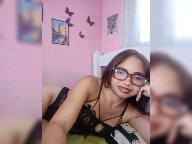 Ashlii webcam