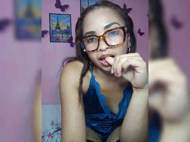 Ashlii webcam