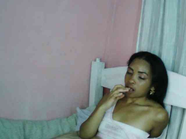 Ashlii webcam