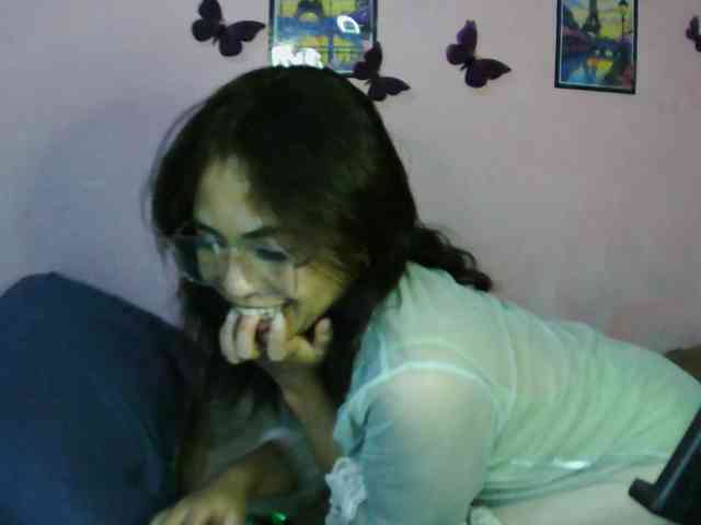 Ashlii webcam