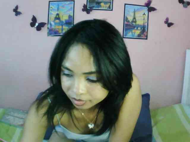 Ashlii Live Webcam on BongaCams