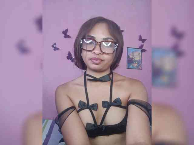 Ashlii webcam