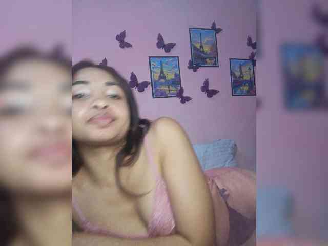 Ashlii webcam
