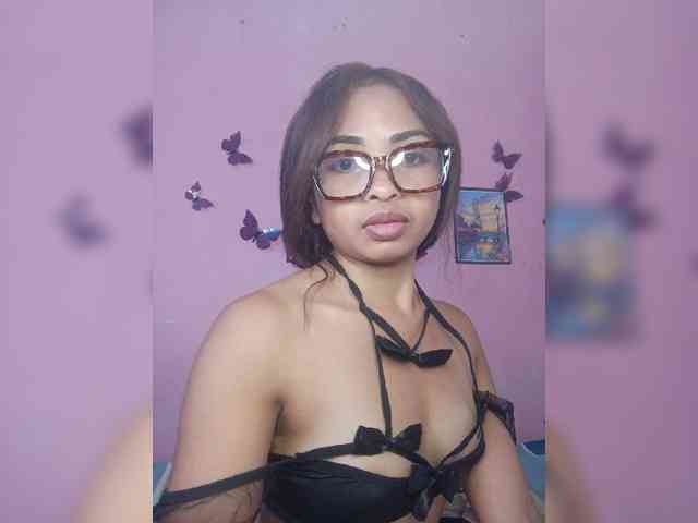 Ashlii webcam