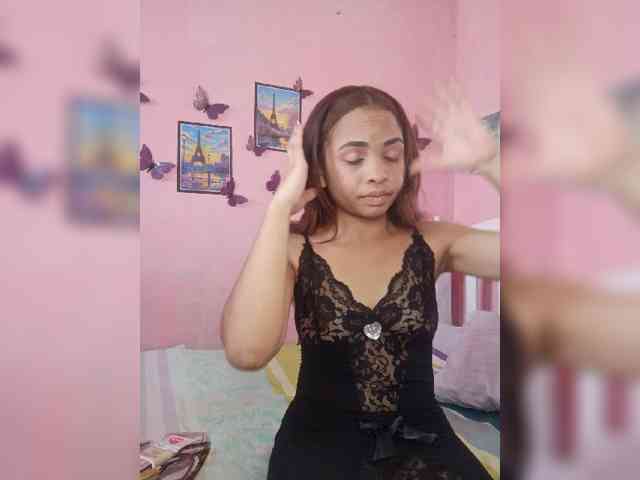 Ashlii webcam