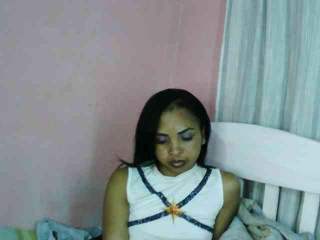 Ashlii webcam