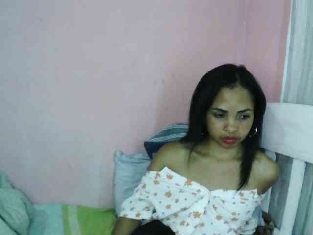 Ashlii webcam