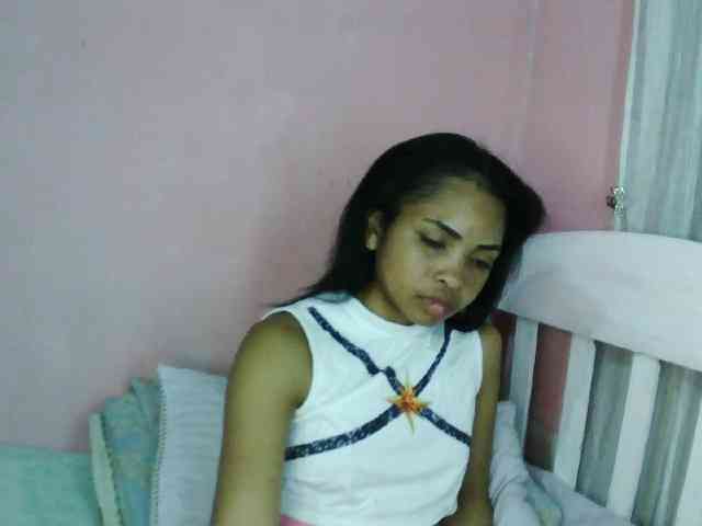 Ashlii webcam
