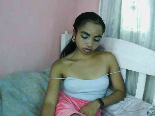 Ashlii webcam