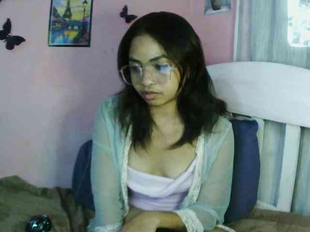 Ashlii webcam