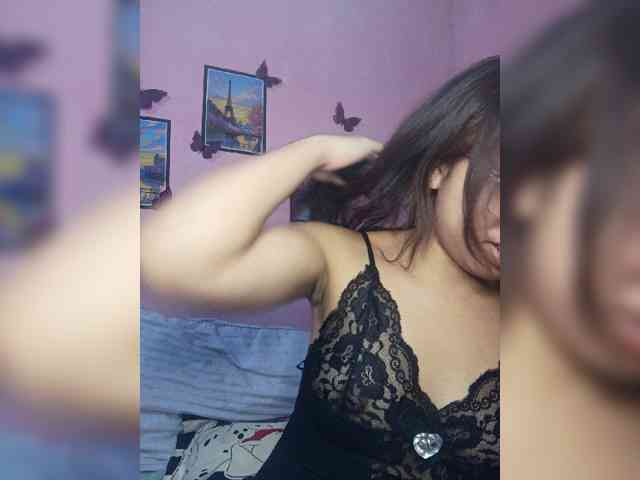 Ashlii webcam