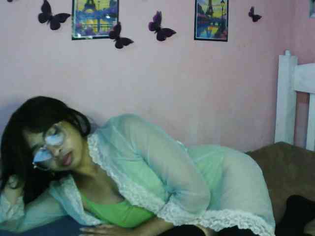 Ashlii webcam