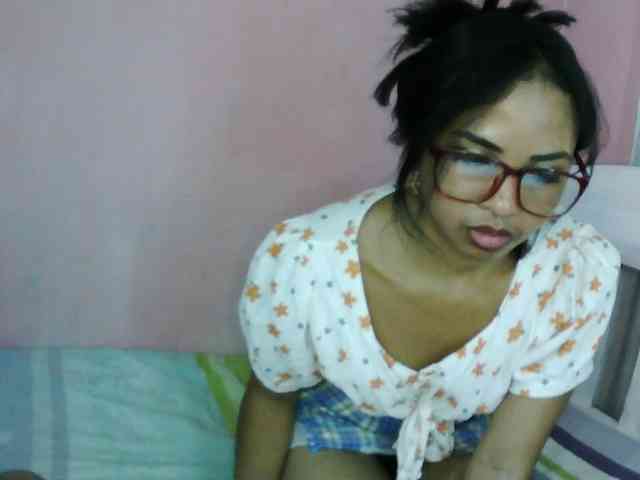 Ashlii webcam
