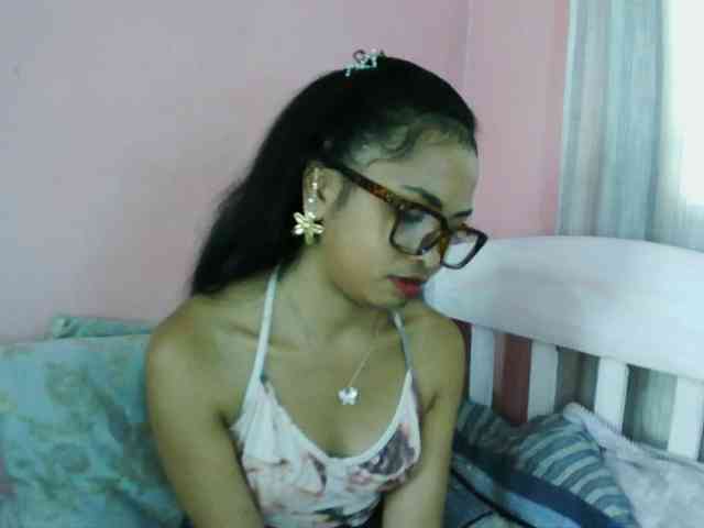 Ashlii webcam