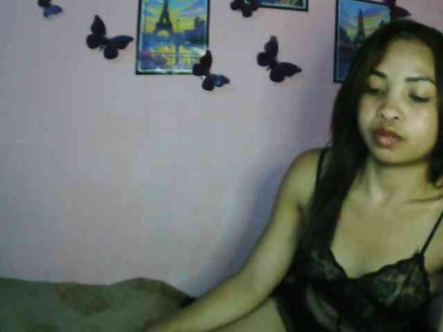 Ashlii webcam