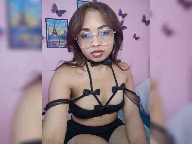 Ashlii webcam