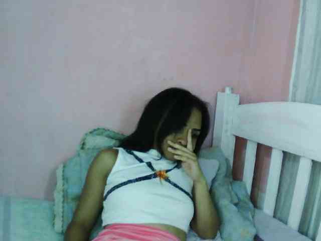 Ashlii webcam