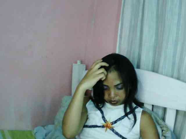 Ashlii webcam