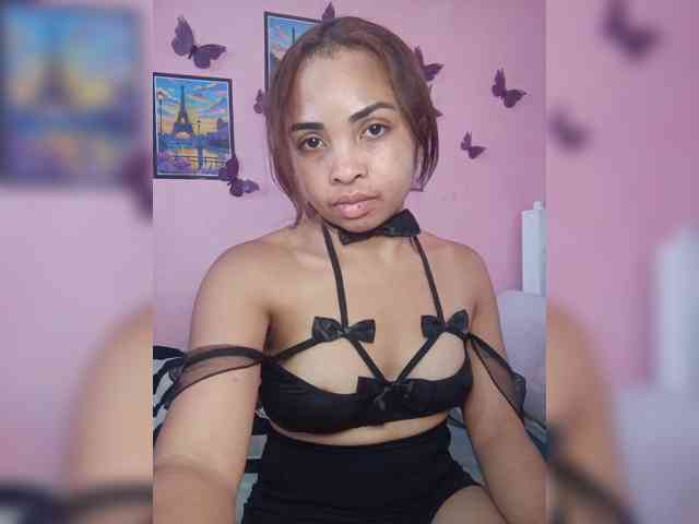 Ashlii webcam