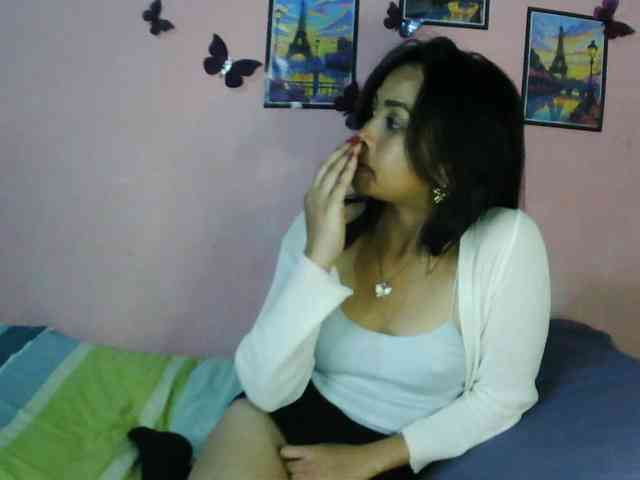 Model: Ashlii