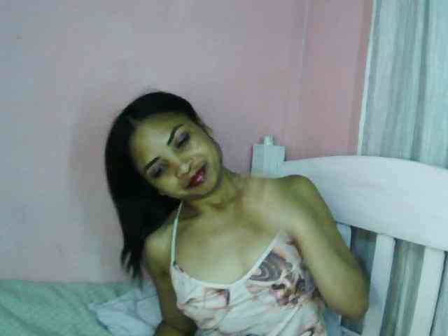 Ashlii webcam