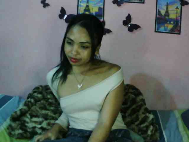 Model: Ashlii