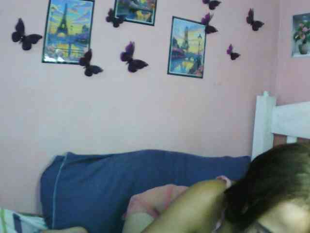 Ashlii webcam