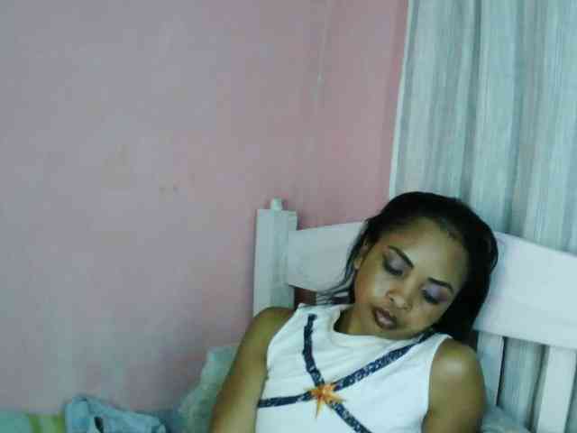 Ashlii webcam