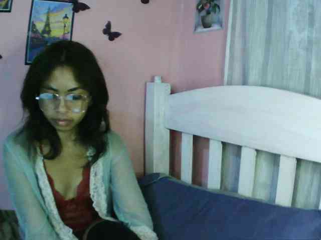 Ashlii webcam