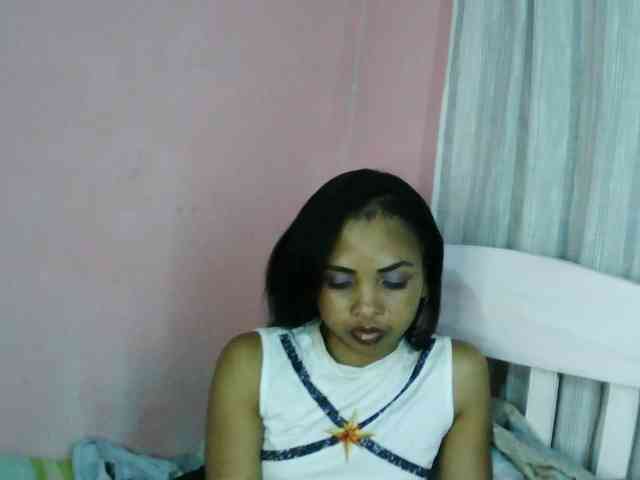 Ashlii webcam