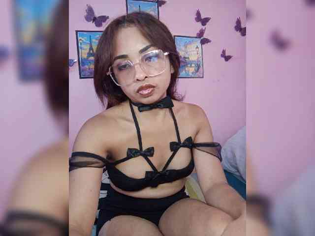 Ashlii webcam