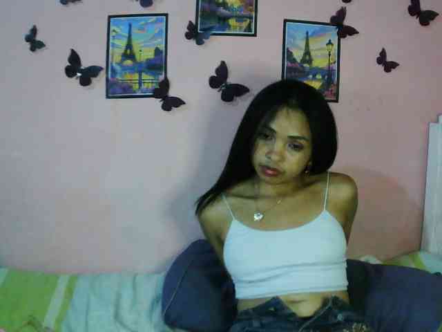Ashlii webcam