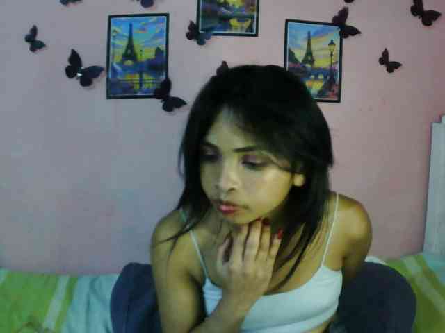 Ashlii webcam