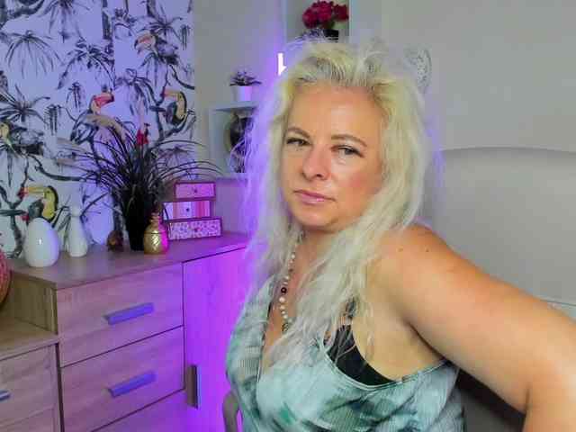 AliciaSensual Live Webcam on BongaCams