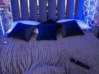CassandraGoldd Porn Show