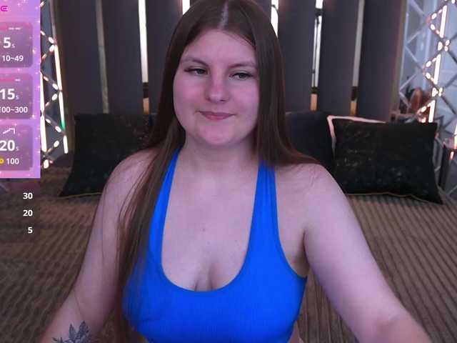CassandraGoldd live cam on BongaCams